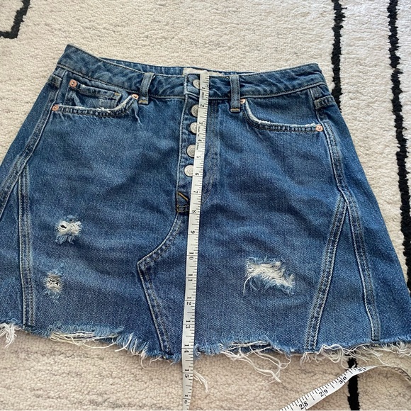 WE THE FREE Blue Harvey Distressed Button Denim Mini Skirt - Picture 7 of 12